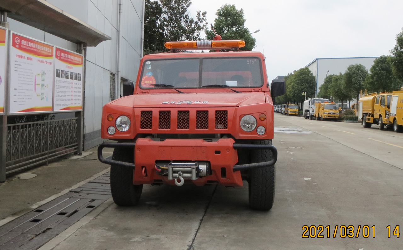 勇士森林消防車